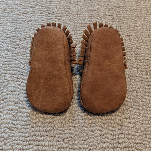 ♦️ B2G1FREE ♦️ brown moccasins - Picture 3 of 4